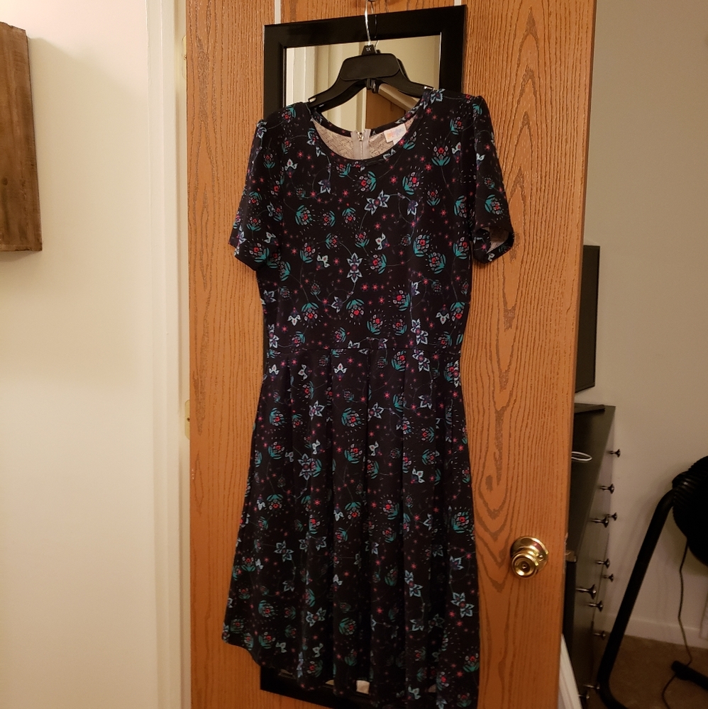 Lularoe Amelia dress